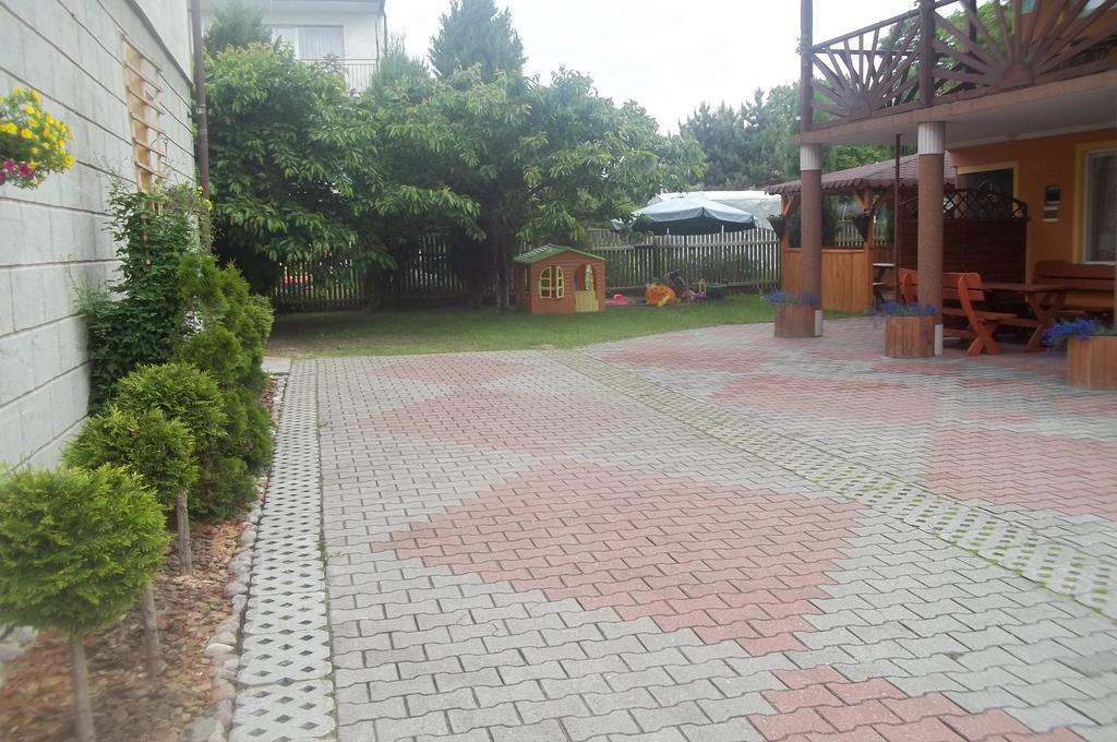 Noclegi Na Cichej - Losiowka Sztutowo Buitenkant foto